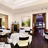 Intimate Dining Atmostphere